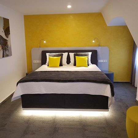 Hotel Drei Morgen 라인펠덴에흐터딘겐 외부 사진