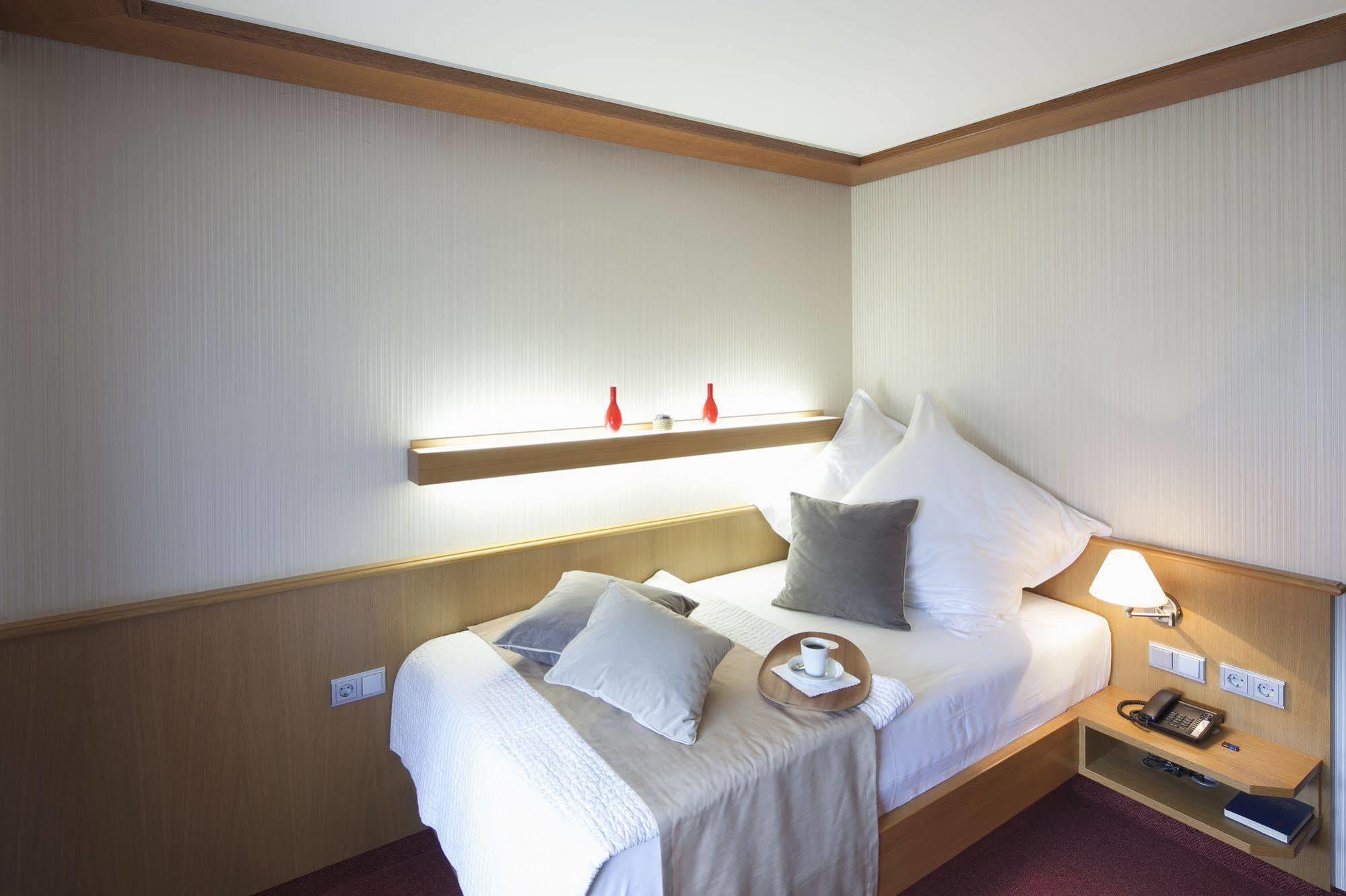 Hotel Drei Morgen 라인펠덴에흐터딘겐 외부 사진