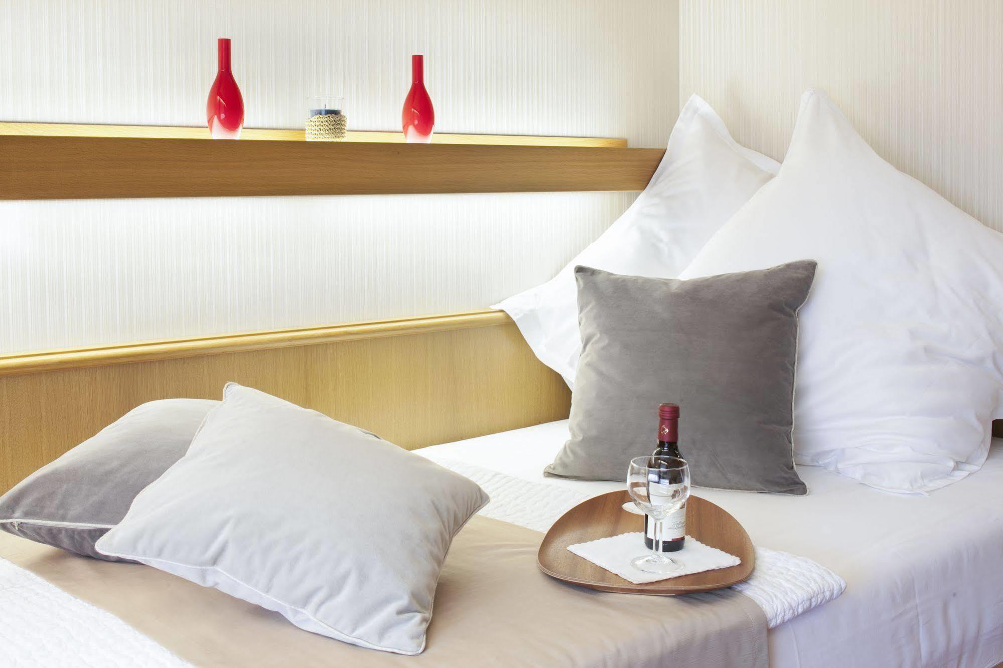 Hotel Drei Morgen 라인펠덴에흐터딘겐 외부 사진
