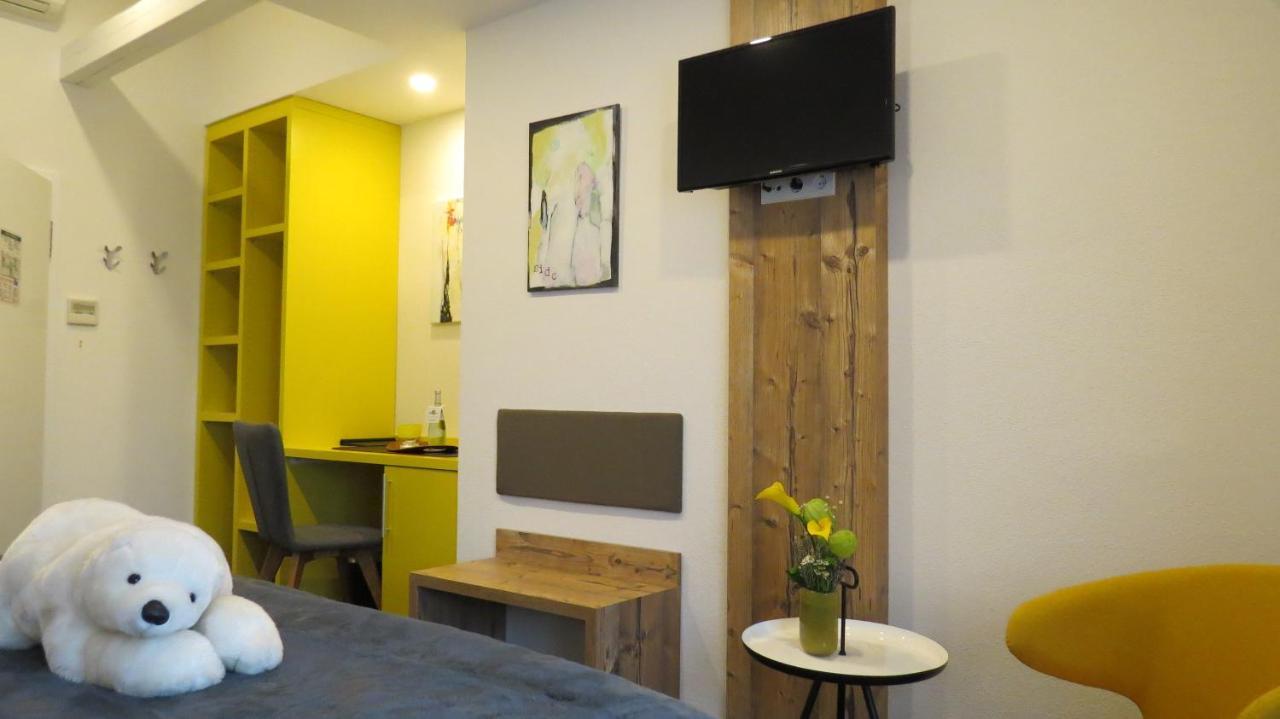 Hotel Drei Morgen 라인펠덴에흐터딘겐 외부 사진